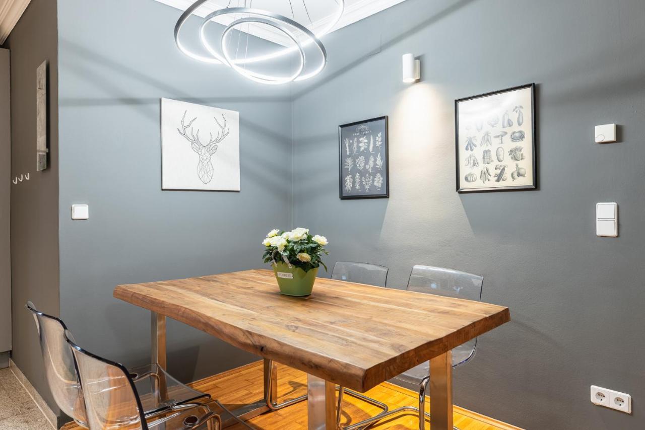 Live Centrally In A Spacious And Modern Apartment In Wien Eksteriør billede