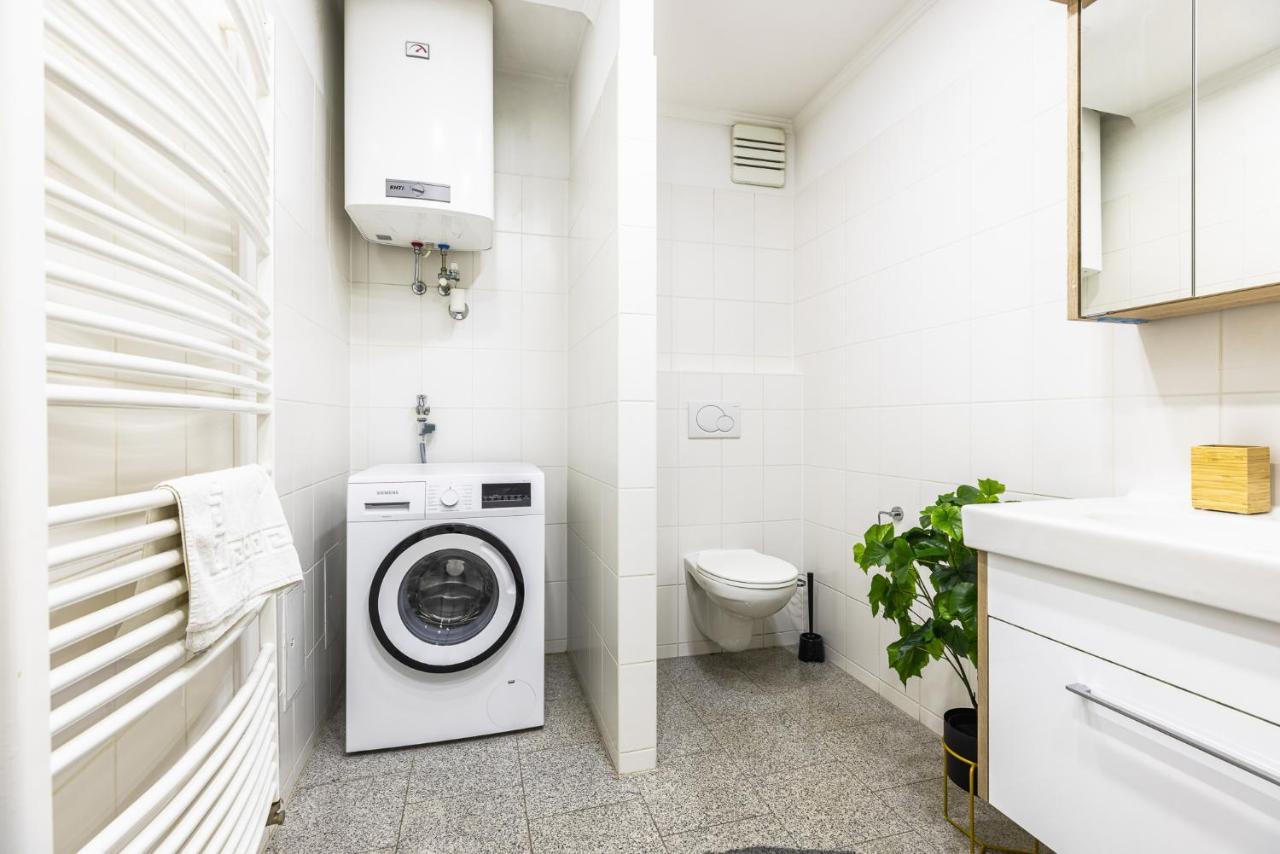 Live Centrally In A Spacious And Modern Apartment In Wien Eksteriør billede